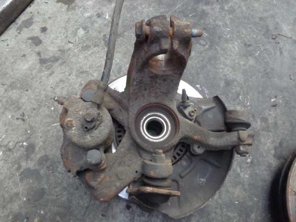 MOYEU AVANT DROIT VW GOLF 4 / BORA - Vue 2